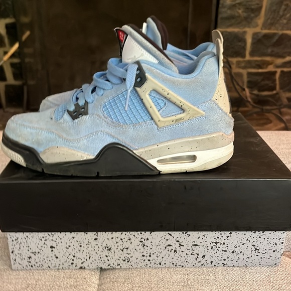 Jordan 4 unc size 6 with box - Picture 2 of 6